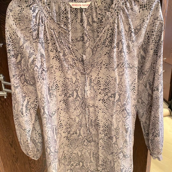 Rebecca Taylor Silk snake print blouse - Picture 2 of 11
